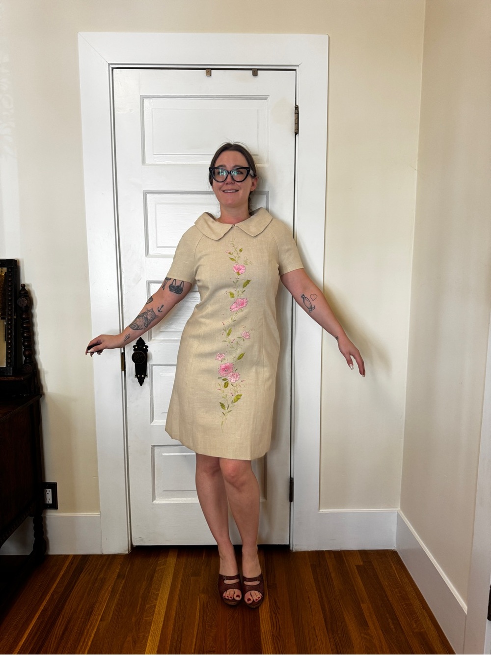 60s Vintage Floral Linen Wiggle Dress - Picture 1 of 8